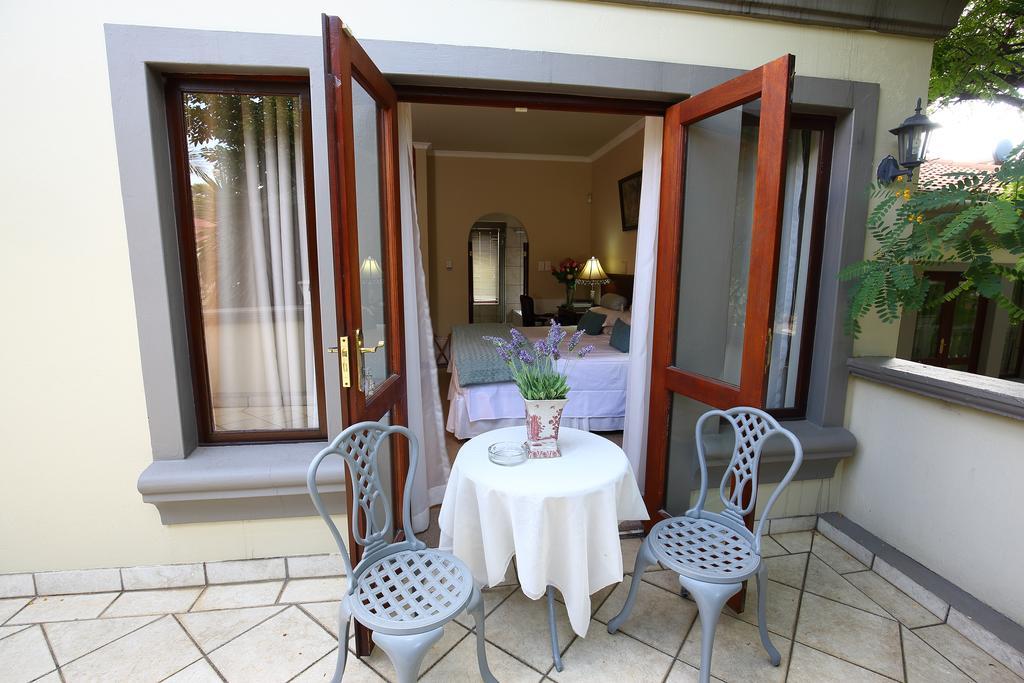 Villa Lugano Guesthouse Johannesburg Kültér fotó